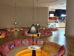 -涨巢·潮玩水疗局