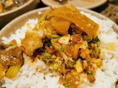 -肖肖酸萝卜鱼火锅(总店)