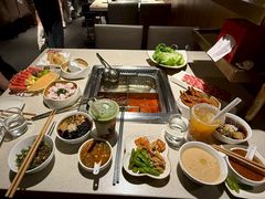 -海底捞火锅鲜切牛肉主题店(长寿路店)