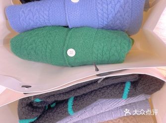 绝对是我逛过最划算的服装店没有之一！
