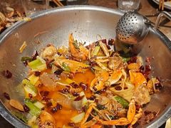 -七欣天香辣蟹火锅(上海银亿滨江店)