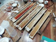 -胡须哥网红竹筒菜