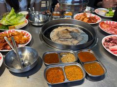 -哈哈碳都·牛肋条无限自助烤肉(台江万达店)