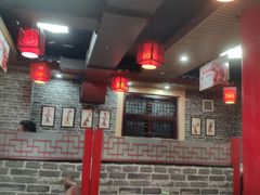 -羊家胡同·龙虾烧烤火锅(龙汇路店)