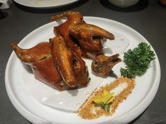脆皮乳鸽-粤凤佬
