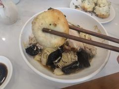 -老西白点心店