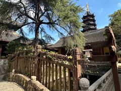 -灵岩山风景区