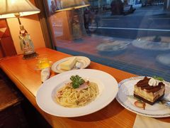 -古董花园(思南路42弄小区店)