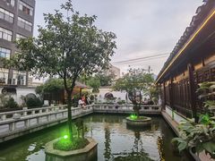 -麒麟小院·老九江菜(安平路店)
