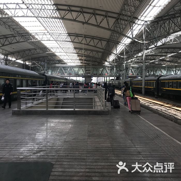 安徽省阜阳市火车站图片