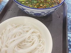 -桥香园云南过桥米线(金马碧鸡店)