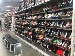 -BIGOFFS 超级折扣(仁恒伊势丹店)