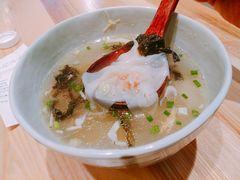 鱼籽鲜虾小馄饨-陈家生煎(世茂双子塔店)