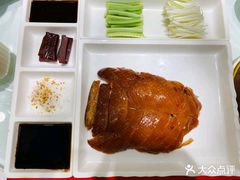北京烤鸭-千滋百味·醉江澜花园餐厅(街道口店)