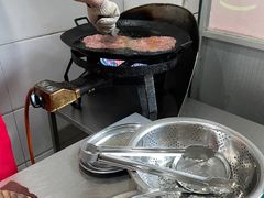 牛肉饼-美兰春记食店·龙舌坡红烧牛肉
