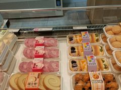 -皇冠幸福里动物奶油生日蛋糕(光谷软件园店)