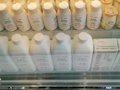 -一只酸奶牛(洪崖洞11楼店)