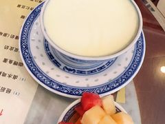 招牌双皮奶任意配-广信牛奶甜品世家(台东店)
