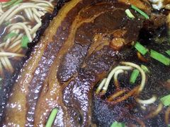 -小龙大肉面馆