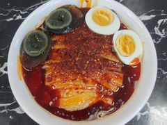 -何老二卤汁凉粉