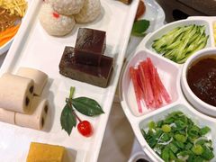 -万荣烤鸭店·北京菜(农光里店)