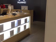 -华为授权体验店(中山公园来福士)