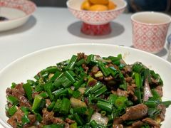 葱爆吊龙牛肉-谭厨中山传家菜.乳鸽.脆鲩鱼(华强北中航城店)
