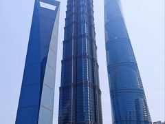 -陆家嘴空中步行连廊