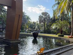 -三亚湾海居雅高铂尔曼度假酒店