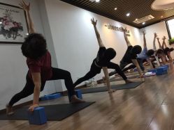 -兴亚瑜伽20年老馆