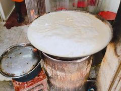 -云南大锅豆浆店