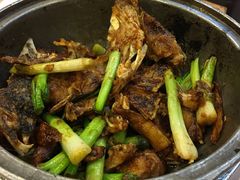 姜葱鱼芸煲-桥底辣蟹(谢斐道店)