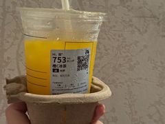 -瑞幸咖啡(凯德虹口龙之梦店)