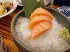 三文鱼刺身-坂吉屋·居酒屋深夜食堂(龙湖店)