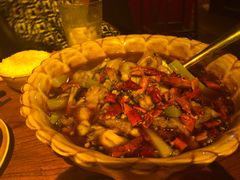 馋嘴牛蛙-龙门阵茶屋川菜馆(武康路店)