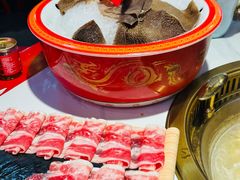 -欠火锅·水牛毛肚·团建聚餐·生日宴(何山路店)