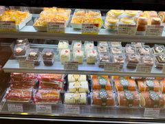 -红宝石·鲜奶小方·海派西点房(万航店)