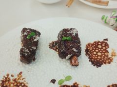 -品海楼·大连海胆锅贴馆(东港店)