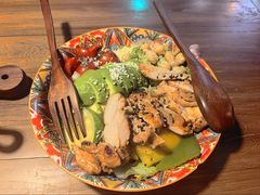 烤鸡肉牛油果沙拉-SUPER BOWL超级碗(崂山丽达店)