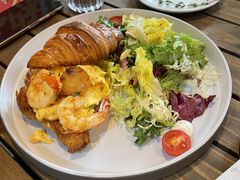 海鲜牛油炒蛋牛角-CHILLAX轻乐时(侨建·Hi City店)