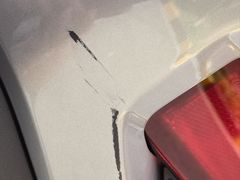 -蜂鸟快修喷漆钣喷汽修旗舰工厂(军工路店)