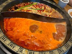 番茄鸳鸯锅-纸盐河码头火锅(十八梯店)