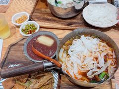 8小时慢炖半筋半肉粉套餐-小满手工粉(上海月星环球港店)