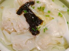 招牌鲜虾小馄饨-苏小柳手工点心(人民广场分院)