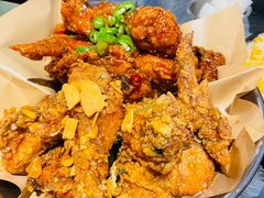 炸鸡翅一半一半-富乐满韩国正宗炸鸡韩国料理(虹泉路店)