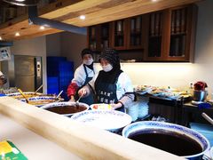 自助取餐区-清真盛志望麻酱酿皮·非遗老字号
