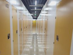 -安东易迷你自助仓储寄存仓库(草桥店)