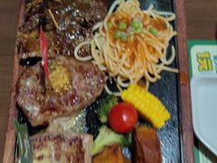 -豪客来牛排(空港华联店)