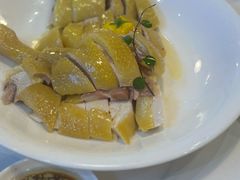 -明本湛江鸡•海鲜小厨(陈家祠店)