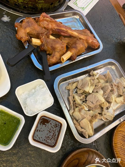 诺敏塔拉奶茶-布里亚特包子-手把肉(锦都会店)图片